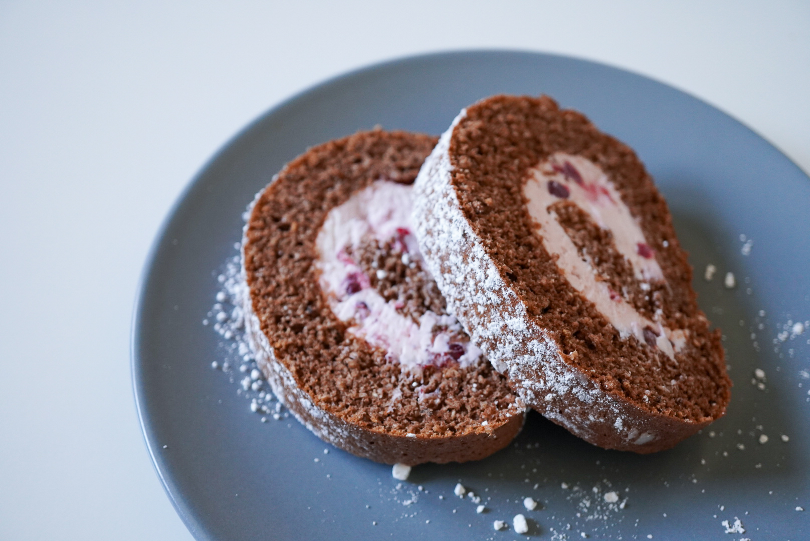 Buchweizen-Biskuitroulade mit Preiselbeertopfen :: Ernährungsberatung b ...